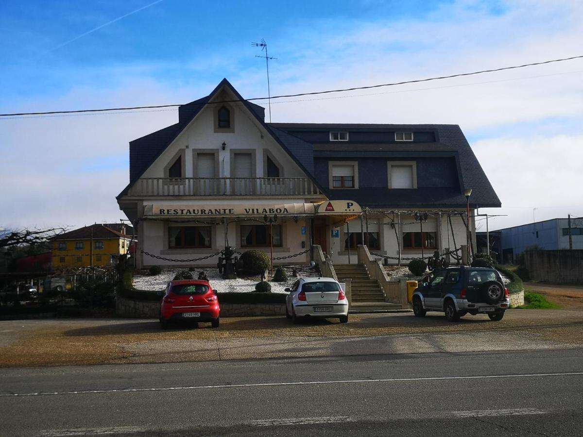 Pension - Restaurante Vilaboa Boveda  Buitenkant foto